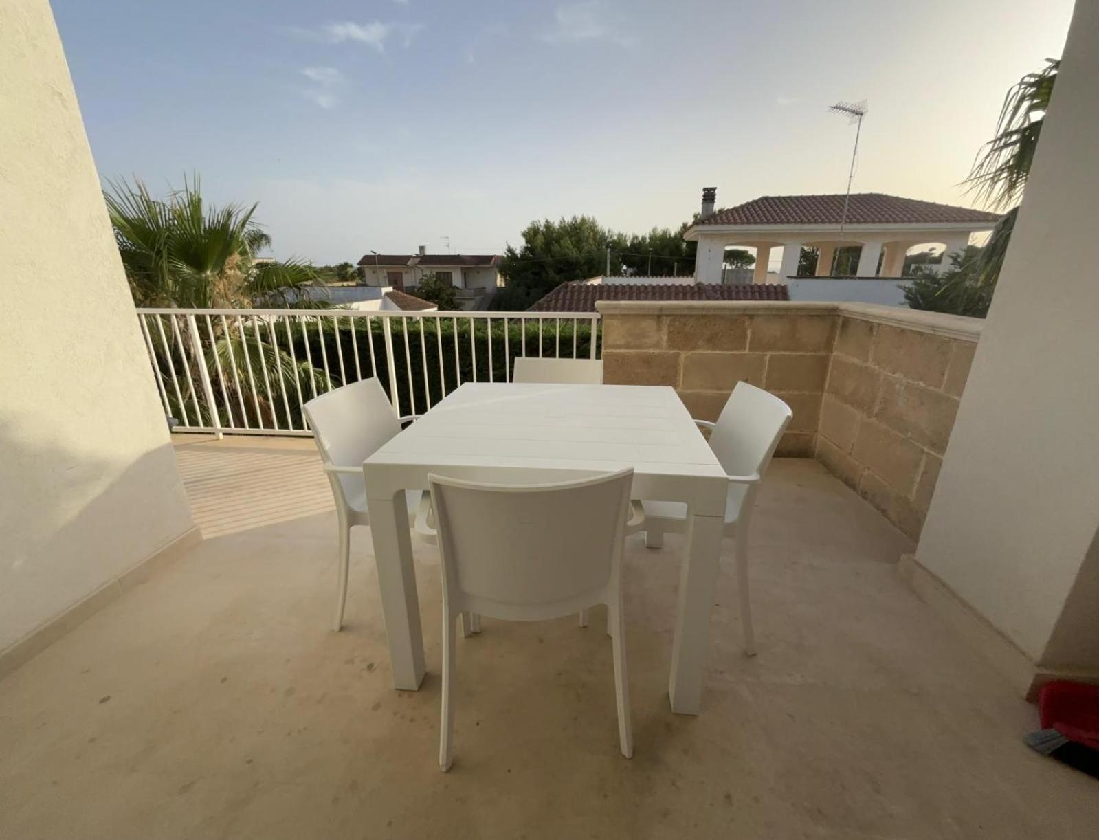 Aparthotel Residence Ludovica - Piscina Panoramica Vista Mare Santa Maria al Bagno Exteriör bild