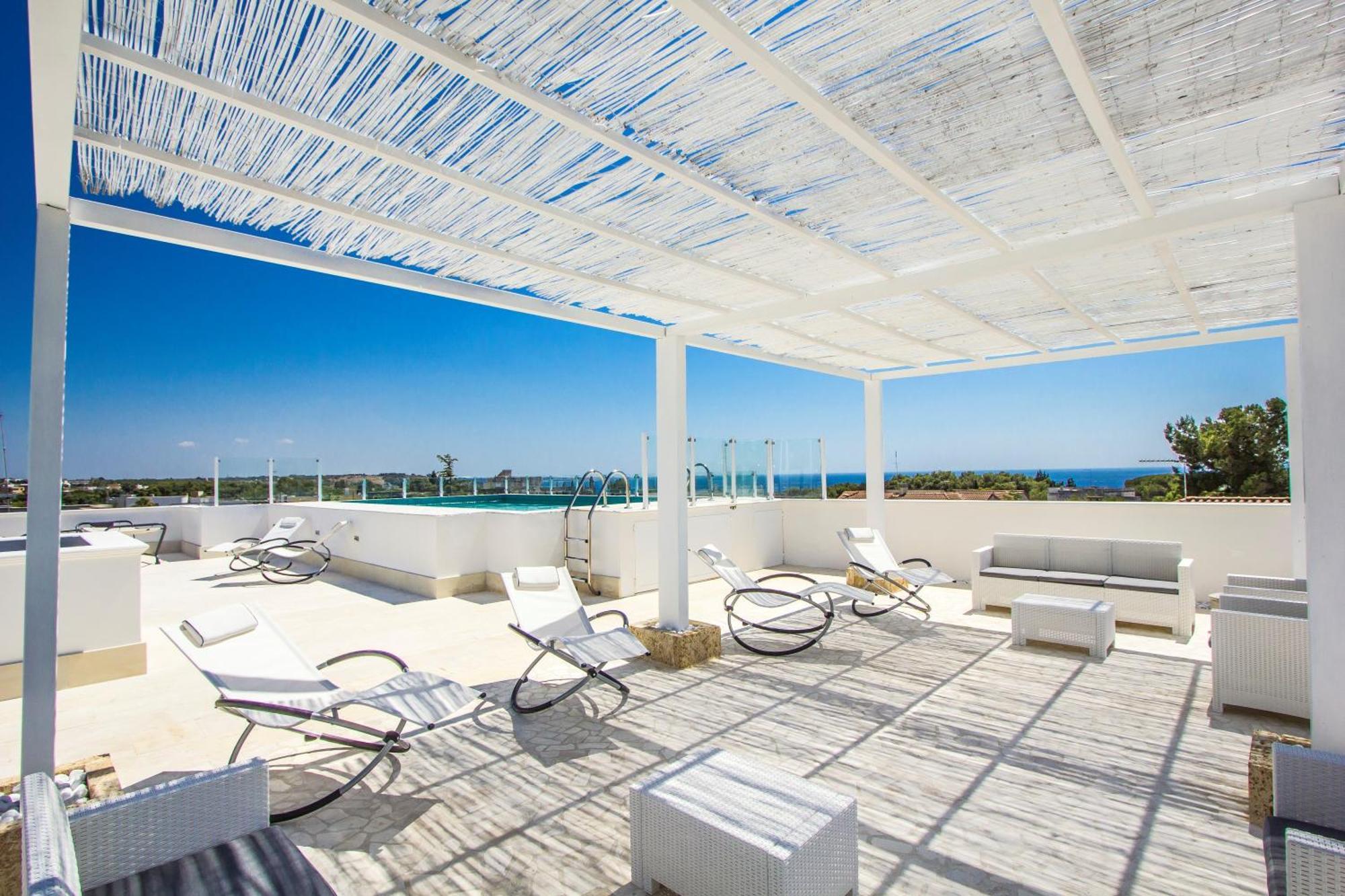 Aparthotel Residence Ludovica - Piscina Panoramica Vista Mare Santa Maria al Bagno Exteriör bild